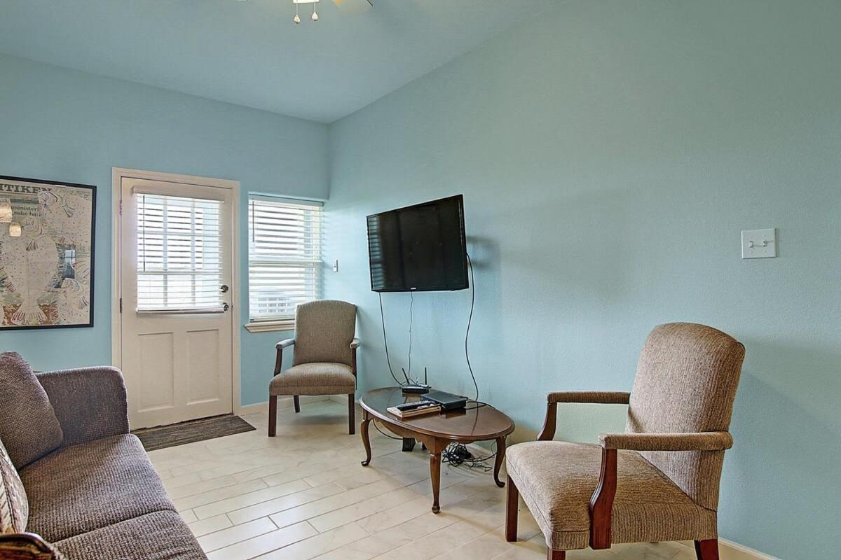 פורט ארנסס Captain Quarter'S 1 Bedrm Unit At Sea Isle Village מראה חיצוני תמונה